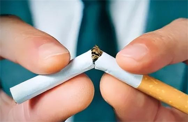 一次性戒烟更危险真的吗 专家提醒有2种方式不可取