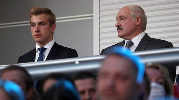白俄罗斯总统小儿子在北大学习 两人曾出席中国九三阅兵